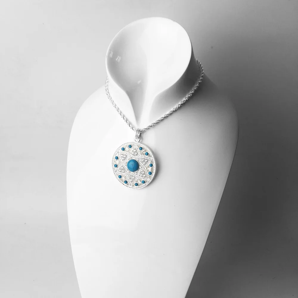 Подвески женские из серебра 2018 пробы с синим камнем кубическим цирконием |