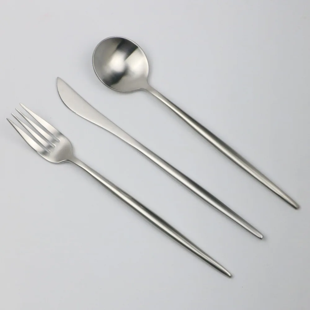 

JANKNG 30-Piece Dinnerware Set Rose Gold Black Silverware 304 Stainless Steel Cutlery Knife Fork Dinner Tableware Service for 6