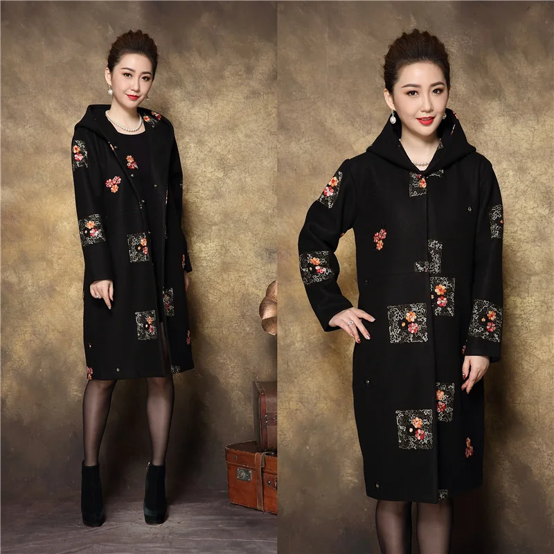 

New2017High end middle age women woolen coat winter hooded pea coat elegant embroidery long trench coat overcoat plus sizeXXXXL