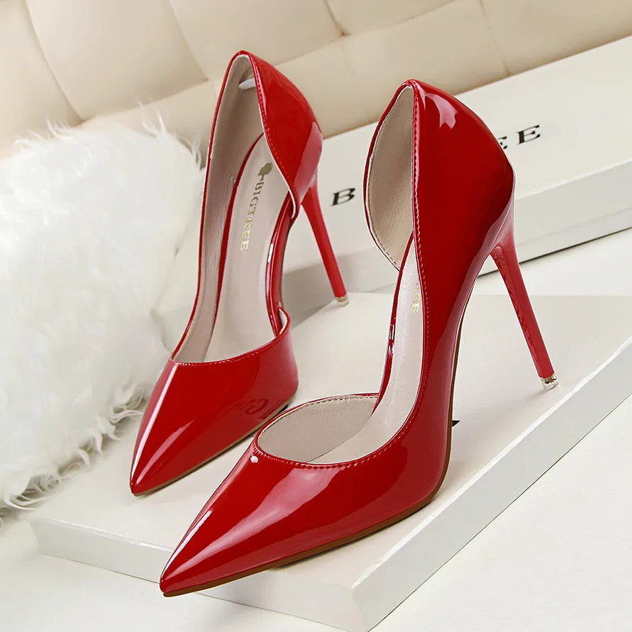 

Women's Pumps Fashion Patent Leather Pointed Toe Side Space Slip-On 10.5cm Thin High Heels Solid Ladies Party Female Pumps Shoes