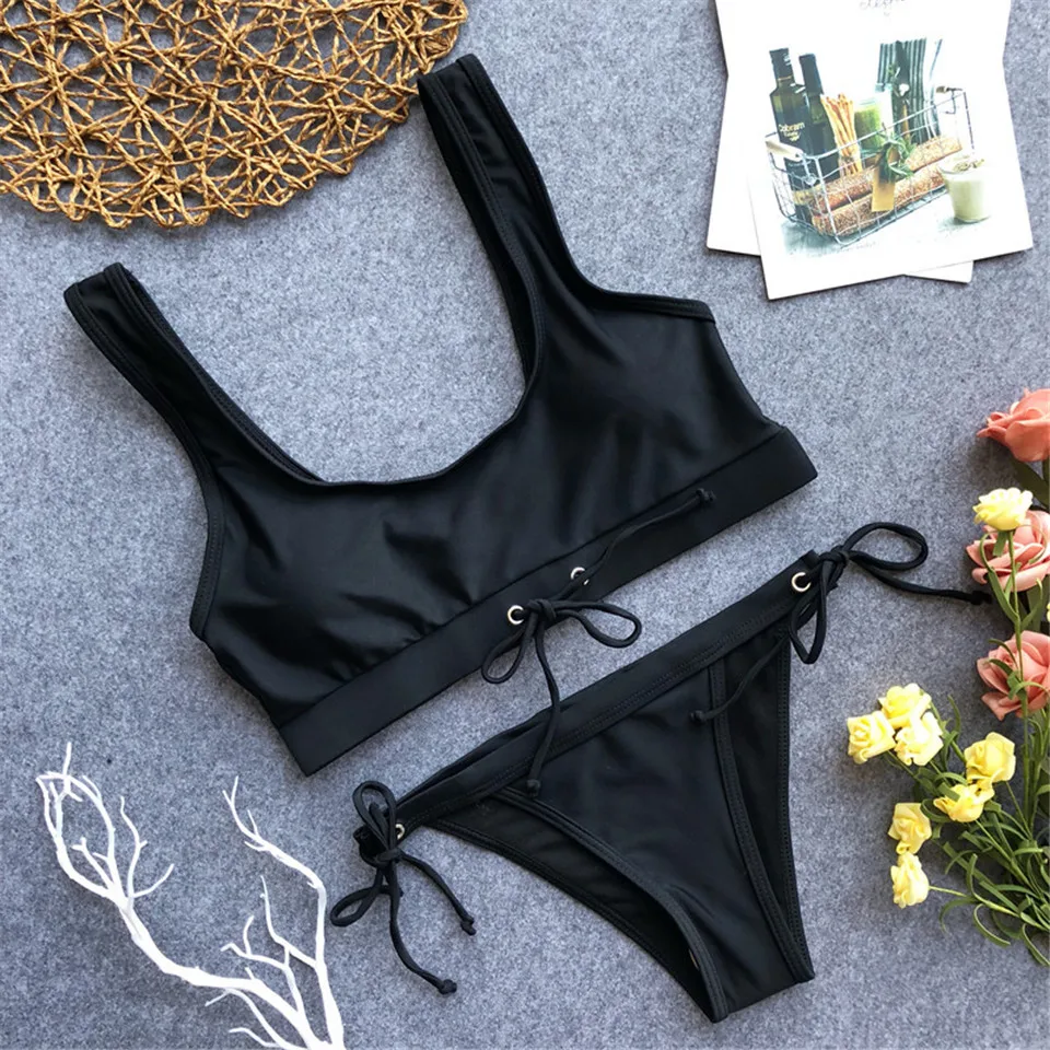 Микро стринги бикини 2019 бандажный купальник Женский однотонный комплект