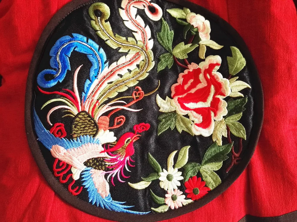 

Chinoiserie Women's Cotton-Padded Jacket retro frog embroidery Cotton Coat Female Slim Ladies Jackets Coats Gift 2 colors