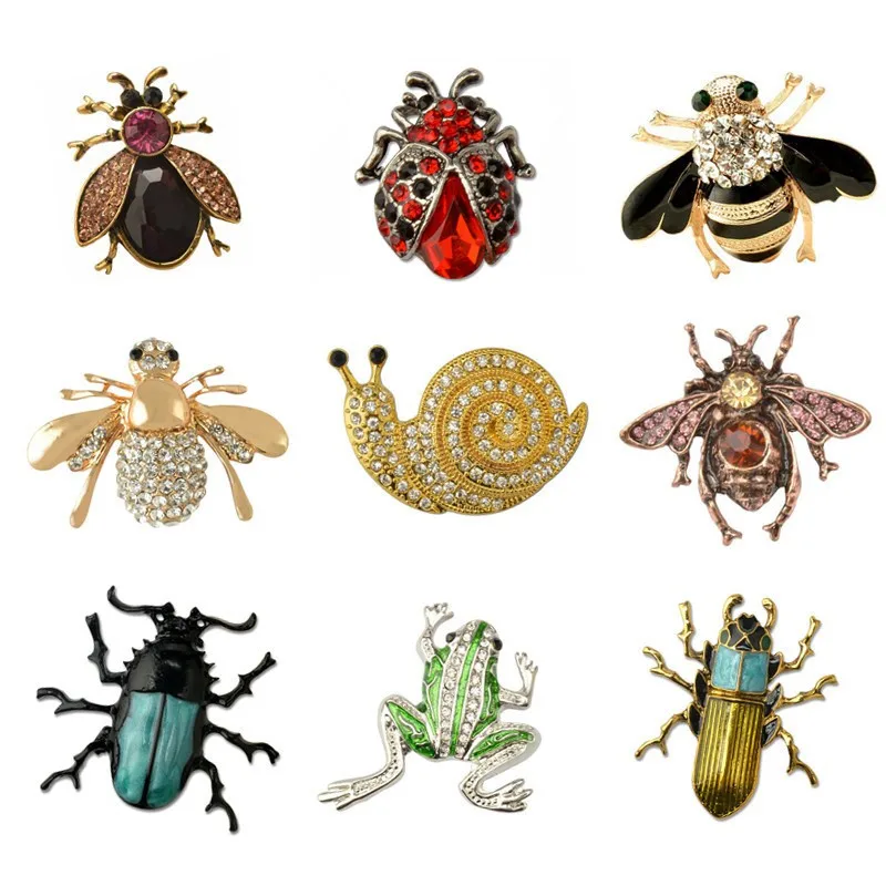 

MZC 9 Styles Insect Bee Frog Brooches Pin Female Hijab Pin Snails Beetle Broche Male Suit Lapel Pin Animal Crystal Strass Brooch