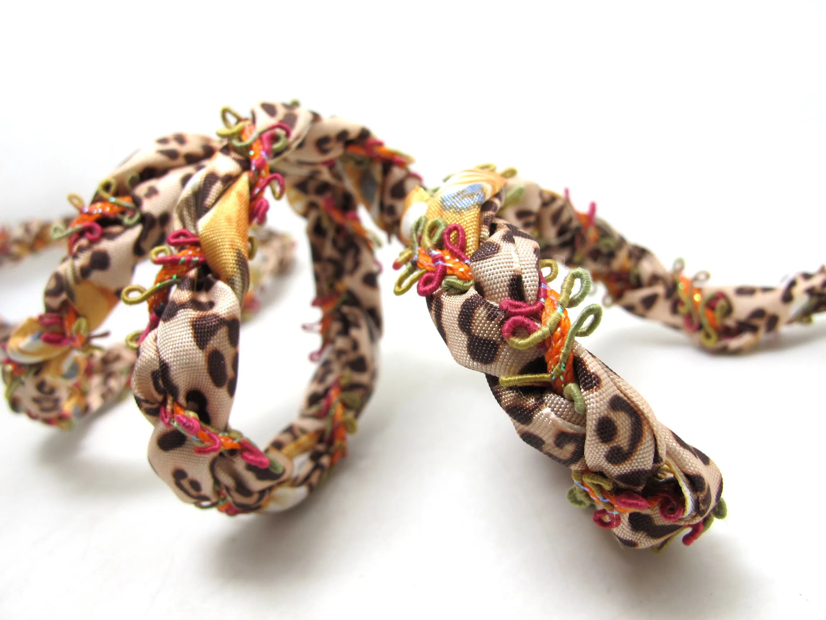 Оплетка из полиэстера и шифона 15 мм коричневый оранжевый цвета цветочный край