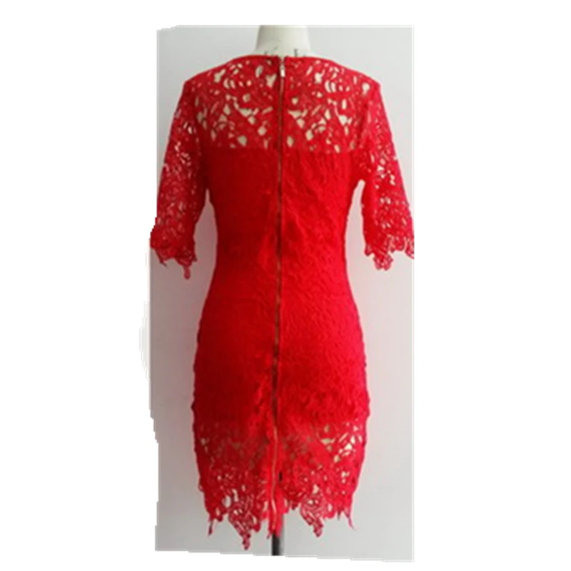 Красивое женское винтажное платье знаменитости с цветочной вышивкой вязаное