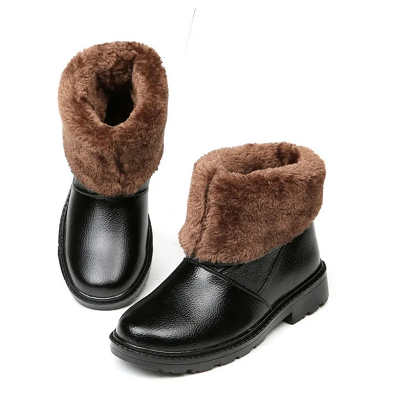 Мужские теплые ботинки черные кожаные на плюшевой подкладке водонепроницаемая