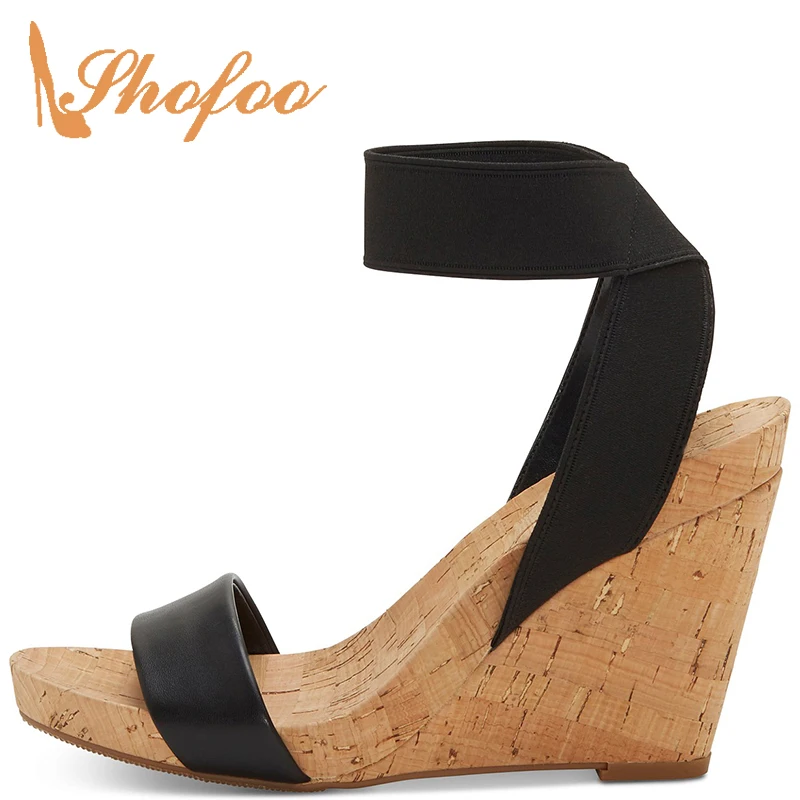 Черные пробковые сандалии на высокой танкетке с эластичным ремешком женская