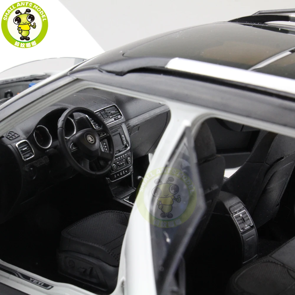 1/18 Skoda Yeti SUV литая модель металлическая модель автомобиля SUV Подарочная коллекция хобби белый