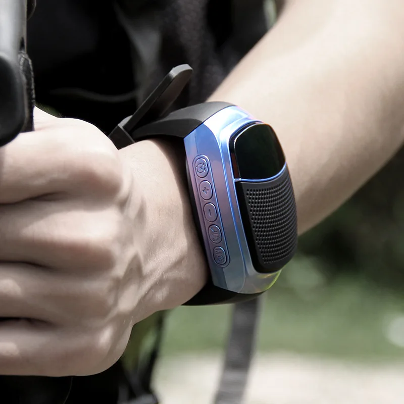 B90 Беспроводной bluetooth динамик в часах Портативный запястье браслет MP3