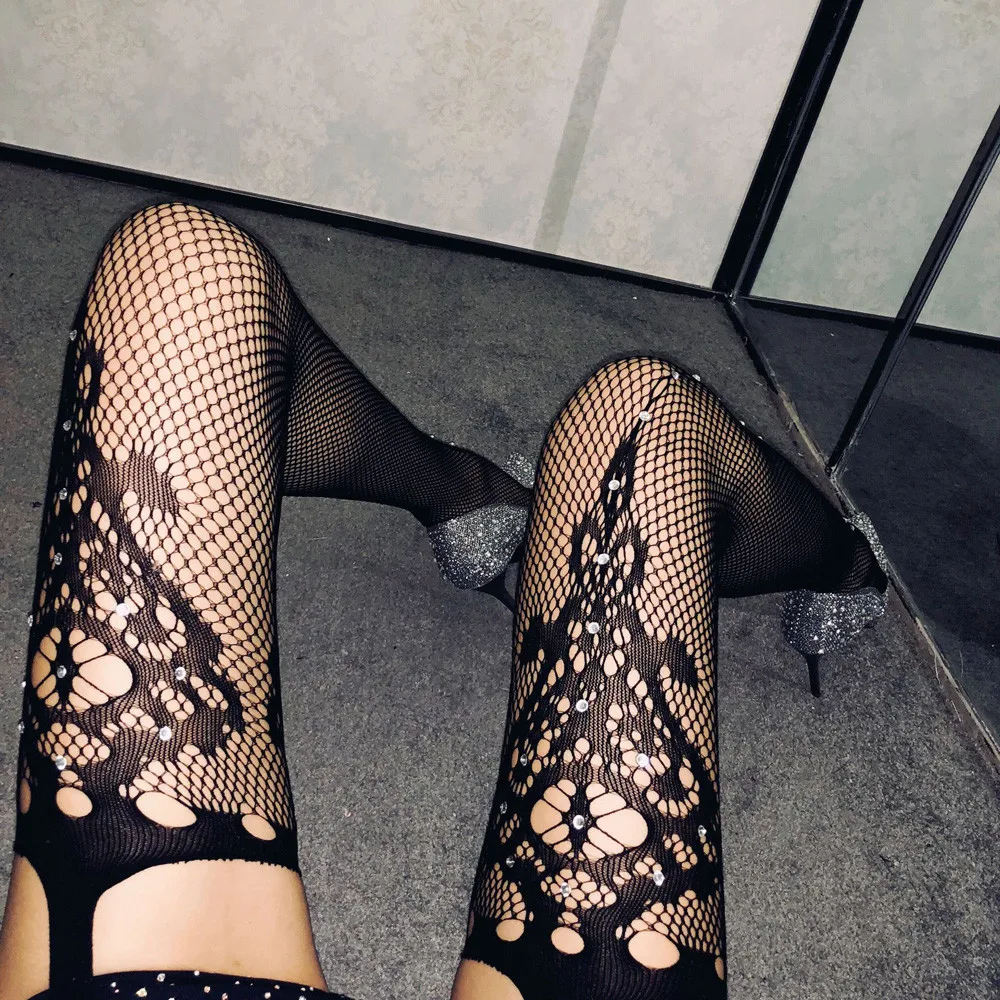 Сексуальные женские высокие чулки с кружевным верхом и силиконовым ремешком