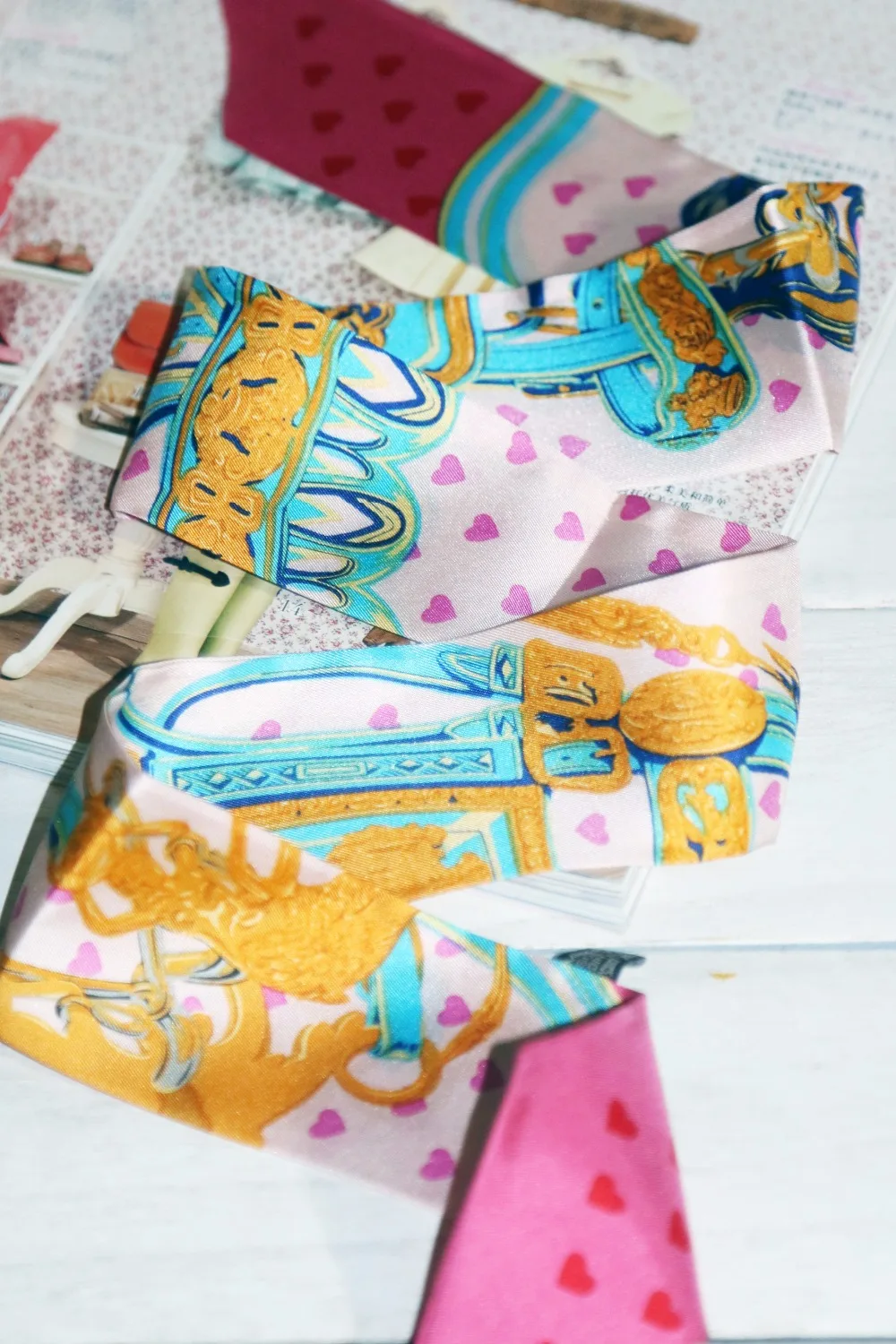 New Love Print Lady Neck Bags Decoration 100% Silk Riband Skinny Scarf Small Ribbon Hair Band Bandeaus Choker ZSBD100 |