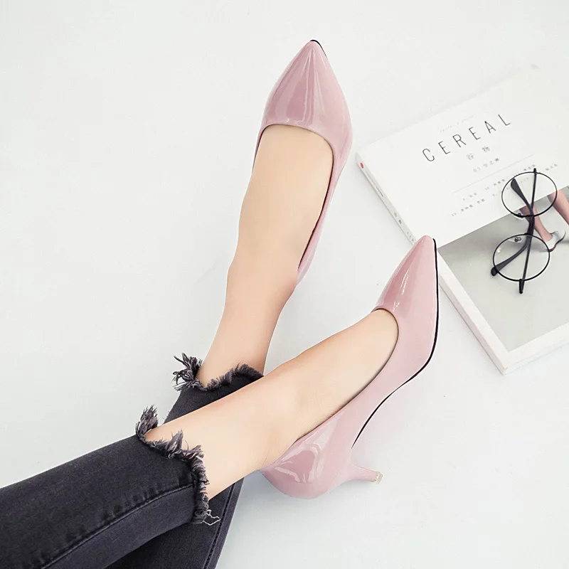 Женская обувь на низком каблуке водонепроницаемые Мокасины с острым носком