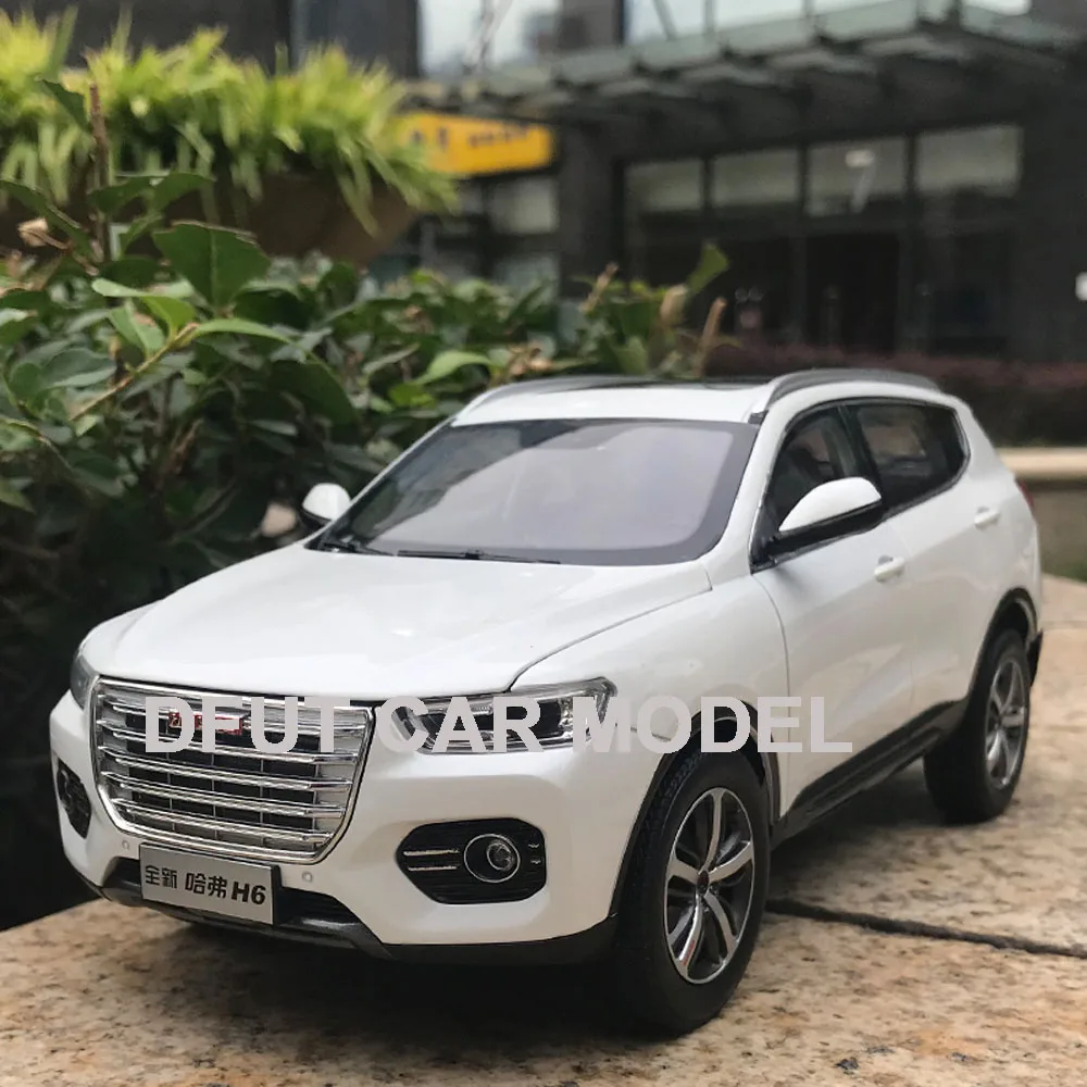 

Игрушечные машинки haval H6, масштаб 1:18, из сплава, модель автомобиля SUV