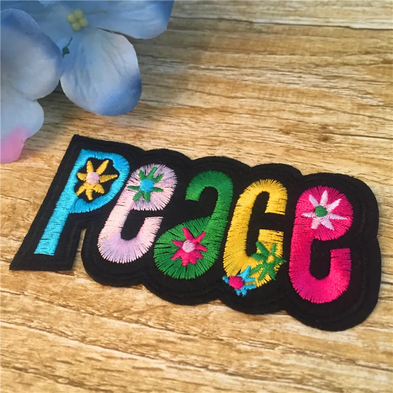 Железная нашивка 1 шт. цветная наклейка вышитая буквами мира нашивки для одежды