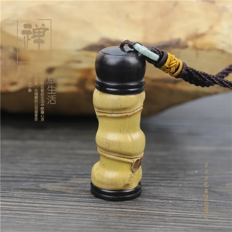 

Zhengda natural Luo Han bamboo inlaid ebony screw powder barrel Mini incense tube Takeki Aya goods wholesale