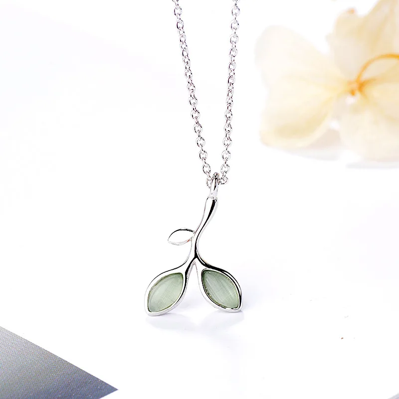 

TOUCHEART Simple Classic Leaf Necklaces&Pendant For Women Crystal Necklace Statement Chain Charm Silver Long Necklaces SNE190129