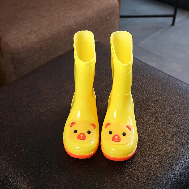 Популярная Новая модная классическая детская обувь из ПВХ и резины с рисунками