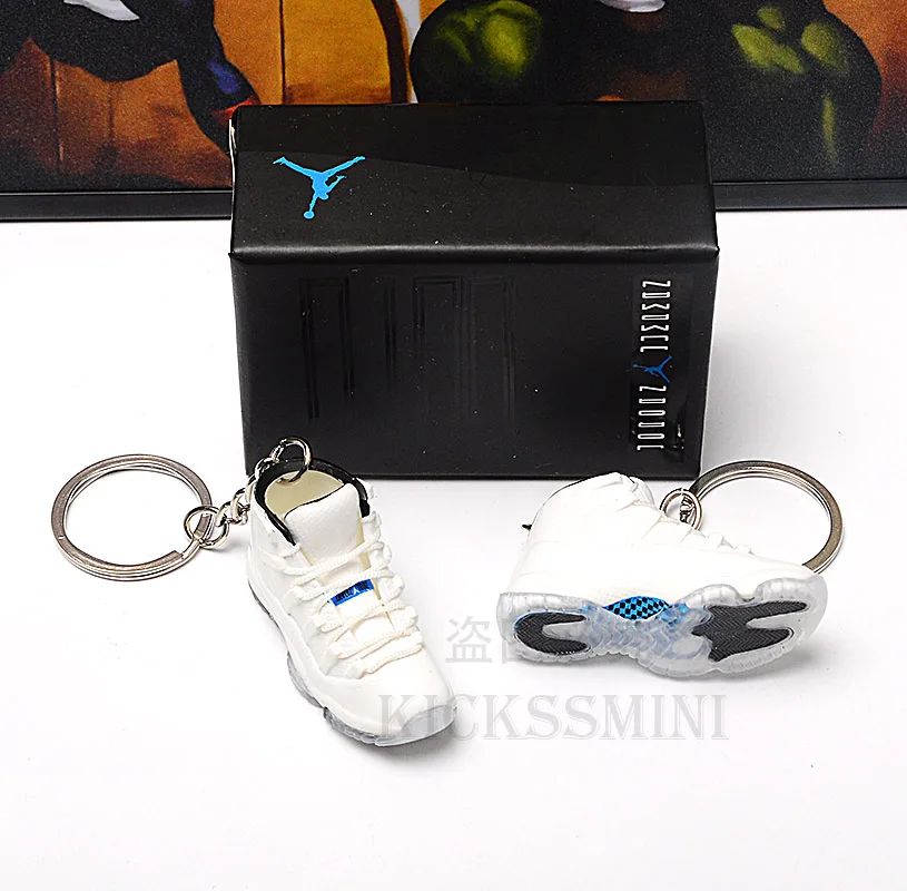 Дропшиппинг aj1 темно-белый красный тапки Кукла аксессуар брелки Air Jordan 1 3D мини-кроссовки