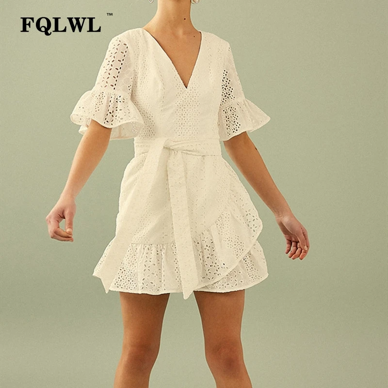 Женское летнее платье с оборками FQLWL белое Бандажное из хлопка коротким рукавом и