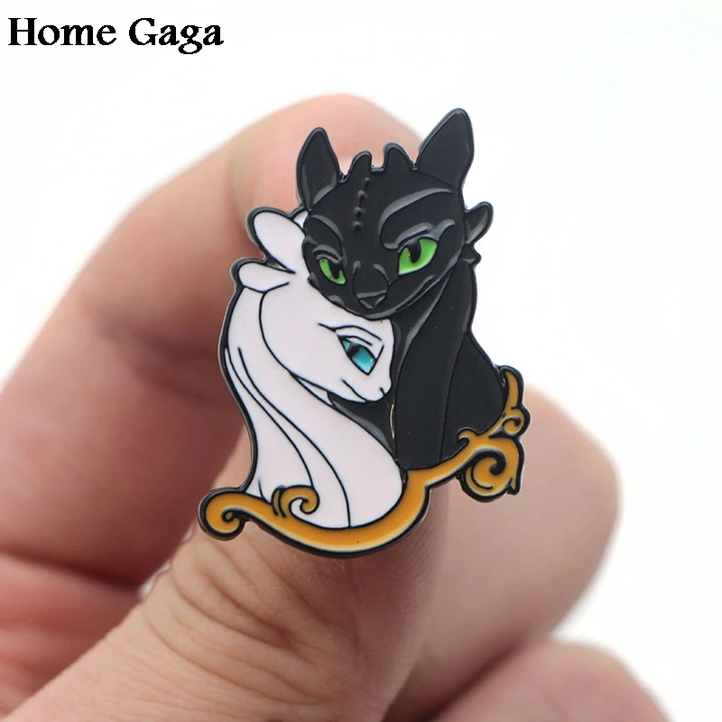 1 Homegaga поезд Дракон Ночная фурия Беззубик цинковый булавки броши для рюкзака, одежды для мужчин и женщин шляпа Декоративные значки медали D1656 - Цвет: 1