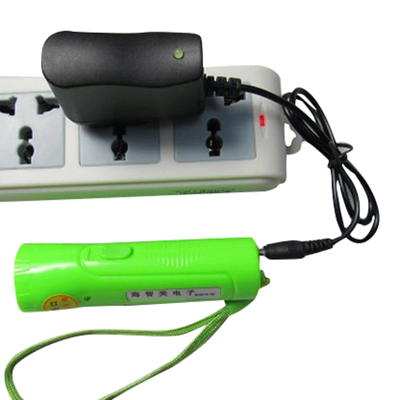 Зарядное устройство со светодиодной вспышкой штепсельная вилка стандарта