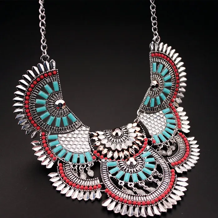 Богемное ювелирное изделие винтажное ожерелье макси разноцветные стразы