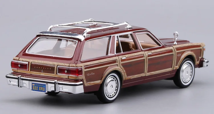 1:24 1979 Chrysler labaron литая модель машины украшения модель 73331A