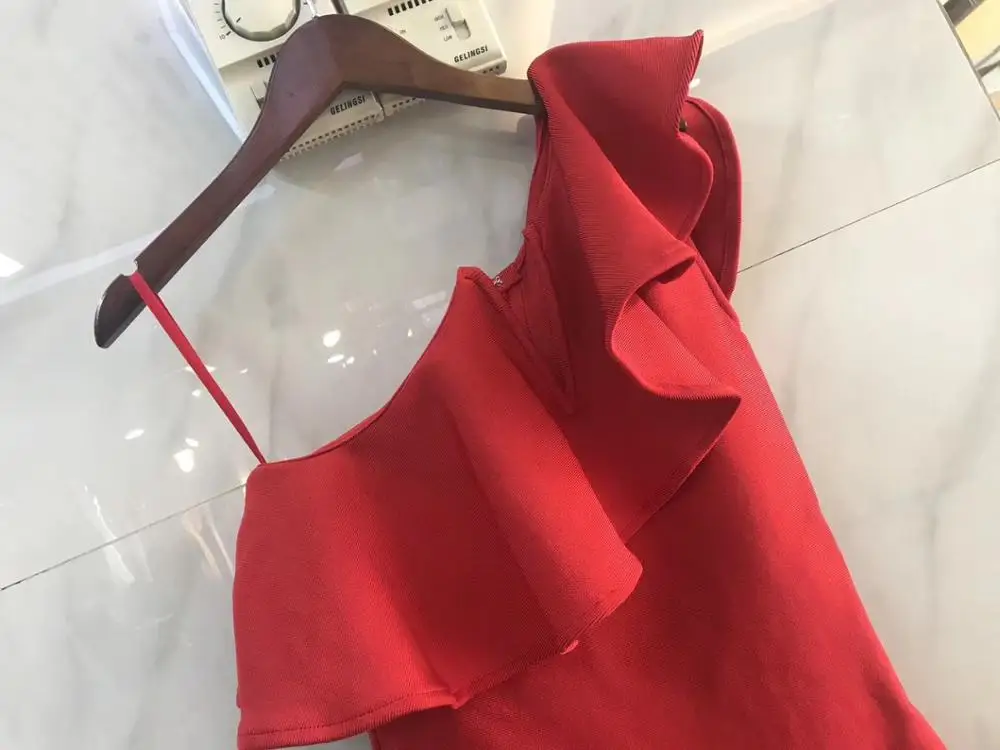 

2019 New Women red one - shoulder off shoulder sleeveless vestidos dress Bodycon bandage dress Celebrity evening dropshipping