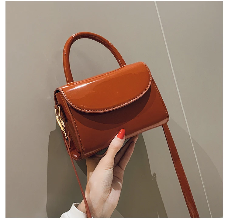 Маленькая женская сумочка 2019 Новая модная простая ручная лаковая кожа с одной