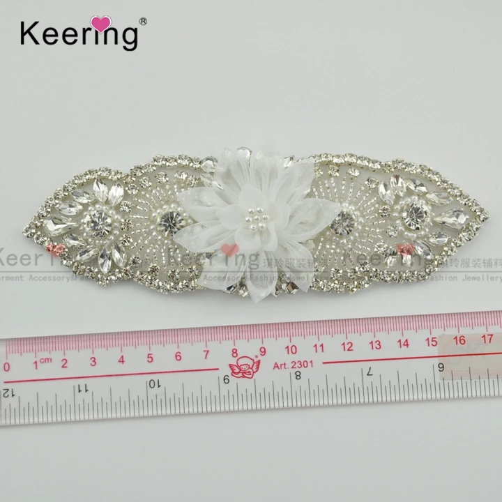

Fashion Handmade Chiffon Flower Rhinestone Beaded Bridal Applique WRA-878