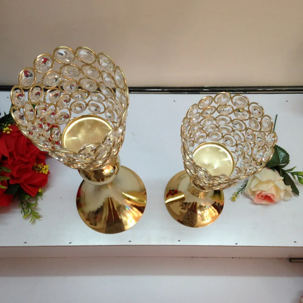 

wholesale 2016 Romatic crystal candle holder for weddings metal candle stand for home decoration hotel candle centerpiece