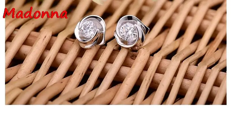 Модные женские серьги гвоздики в Корейском стиле с клевером и блестящими