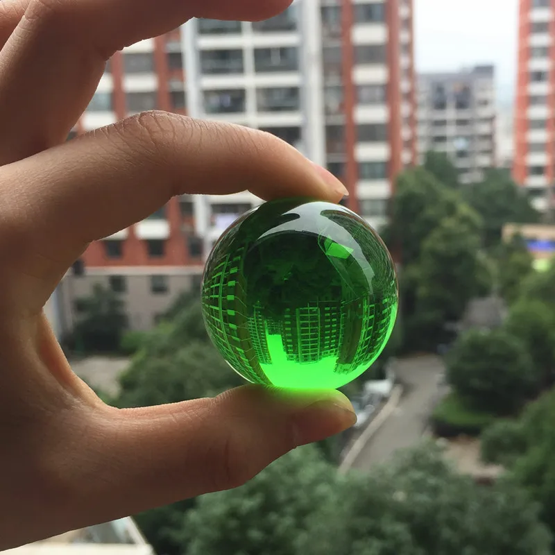 

30mm Clear Crystal Ball Transparent Decorative Glass Ball Ornaments Feng Shui Globe Miniature Gifts Home Decoration Accessories