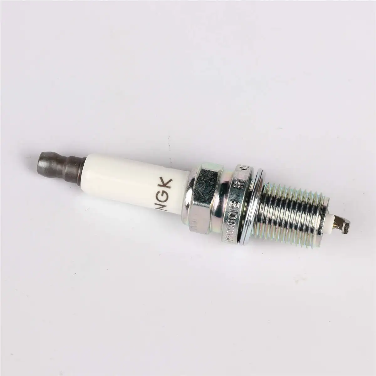 1 шт. OEM Power Spark Plug лазерный Платиновый резистор производительность для VW Jetta MK5 MK6