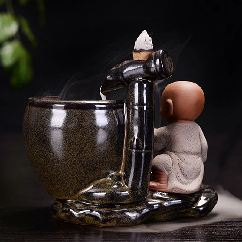Backflow Incense Burner Home Decor Ceramic Little Monk Small Buddha Holder Aromatherapy Censer + 10Pcs Cones | Дом и сад