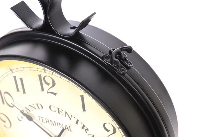 Настенные часы металлические декоративные двухсторонние настенные с рамкой +