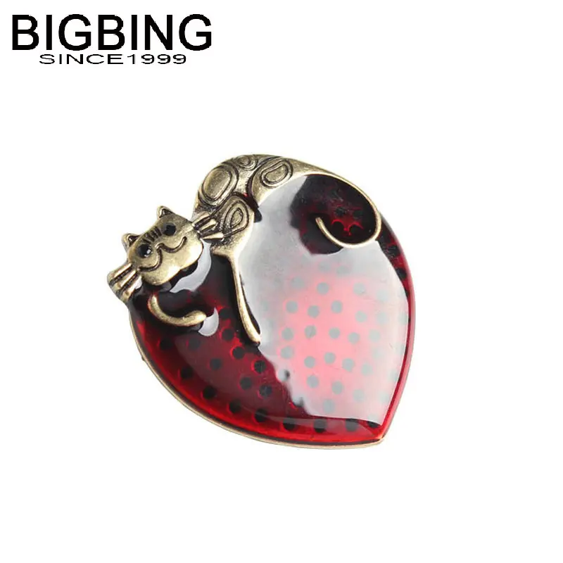 J238 BigBing Модная бижутерия Золотой Серебряный Кот Красный Синий Сердце Брошь модная брошь хорошее качество без никеля - Окраска металла: red