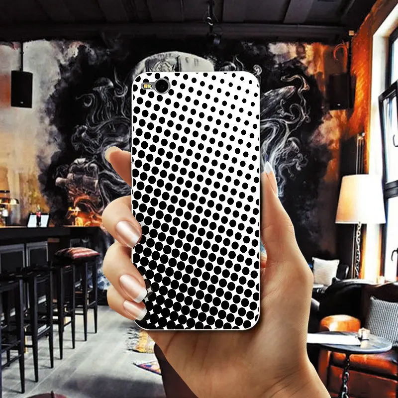 Circles Art Pink Black Tablecloth For HTC One M7 M8 M9 M10 E9 Plus U11 A9 Desire 530 630 626 628 816 820 Soft Mobile Phone Cases |