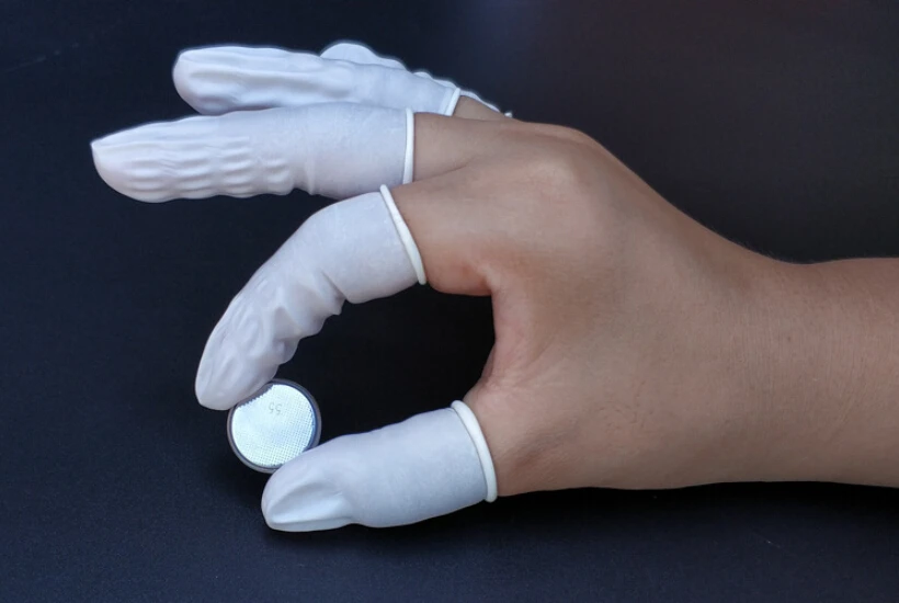 800pcs 6*5CM Disposable latex finger cot white No powder Tattoo Beauty Manicure rubber Protection anti-static Finger sleeve | Спорт и