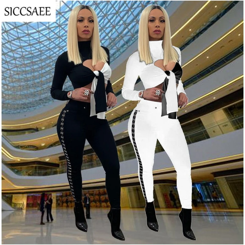 Черно белый комплект из двух предметов облегающий короткий топ с высоким воротом