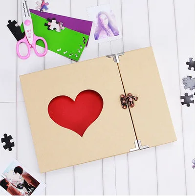 Оригинальные фотоальбомы с вырезами в форме сердца | Дом и сад
