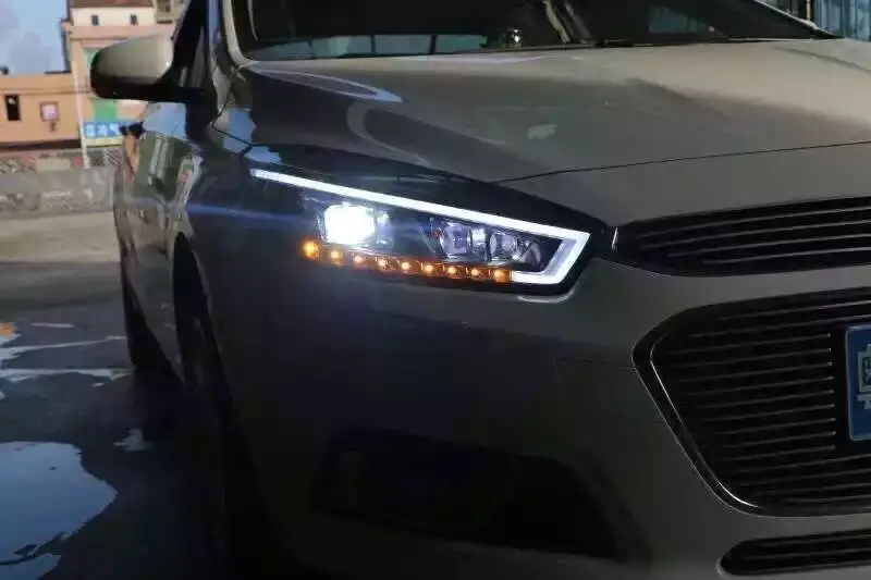 Фетт фары автомобиля укладки головная лампа подходит для Chevrolet Cruze 2015