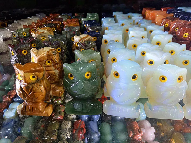 

1pcs Natural stone figures like crystal crafts carved miniature animal owl statues for home decoration