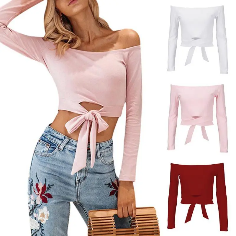 Летняя женская футболка с открытыми плечами облегающая на шнуровке длинным