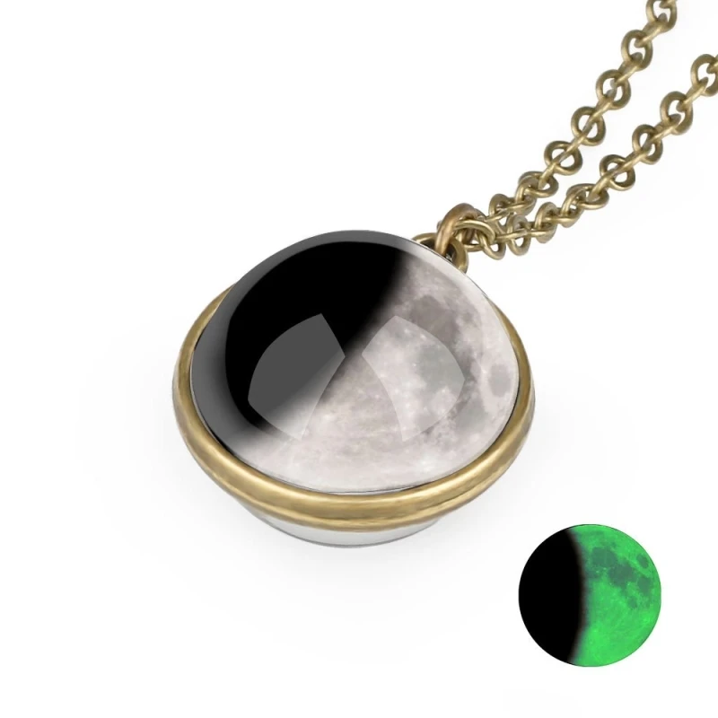 

2018 Glowing Wiccan Pendant Necklace Month Pelota Cycle Moon Phase Moon Nebula Pagan Necklace Glass Round Jewelry XL-04