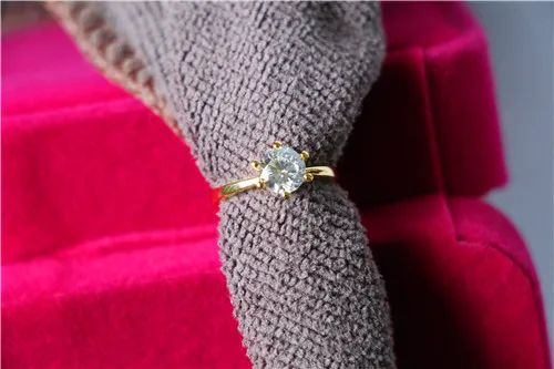 Блестящий 2Ct круглой огранки синтетический Diamant обручальное кольцо из желтого золота Цвет Настоящее стерлингового серебра 925 пасьянс кольцо