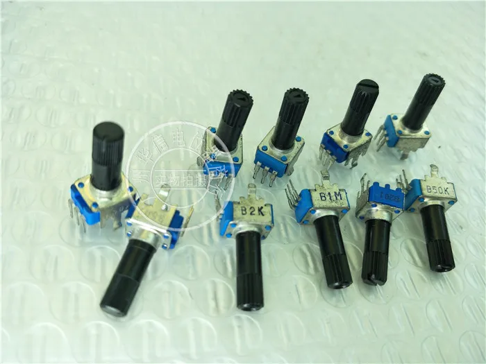 Original new 100% RK0936N vertical single potentiometer B1M B50K B200R B2K B5K handle length 18MM plum axle blue (SWITCH)