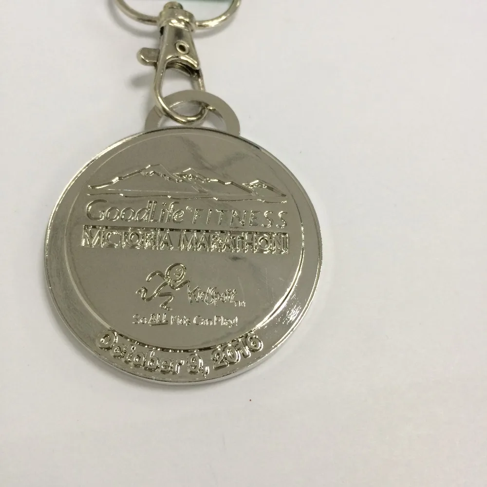 Изготовленная на заказ спортивная медаль в блестящем серебряном покрытии 2