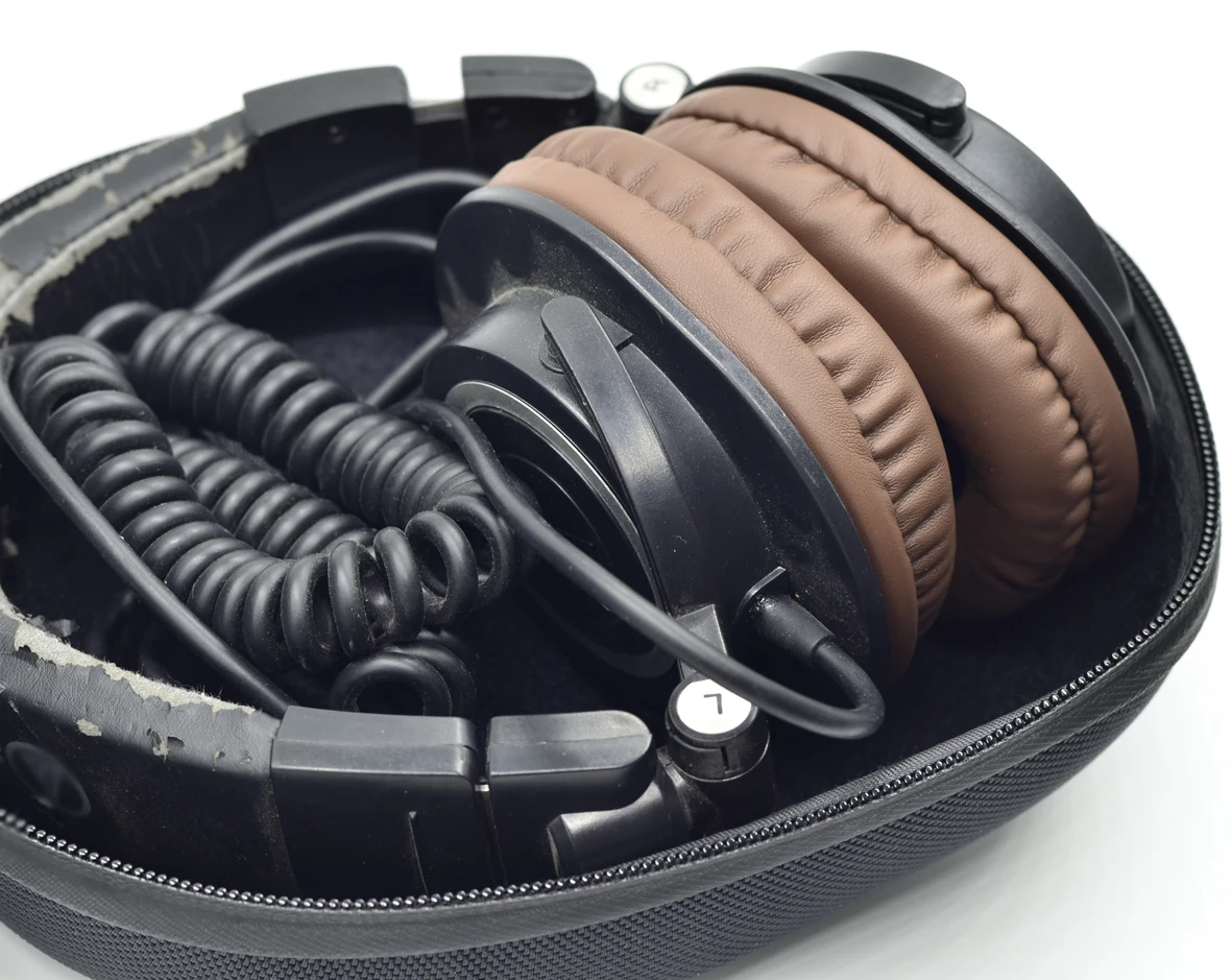 Универсальный чехол для наушников Technics DH1200 DJ1200
