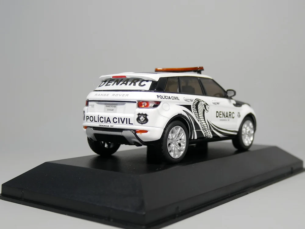 Авто ИНН-ixo 1:43 литая под давлением модель автомобиля DENARC DENUNCIA 197 POLICIA CIVIL